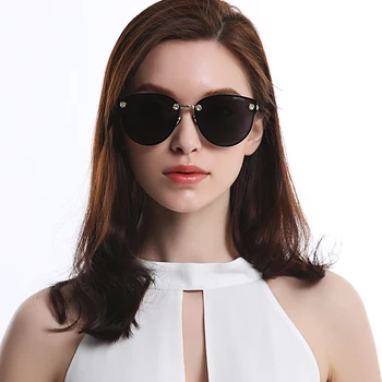 Bayanlar moda yeni polarize güneş gözlüğü kızlar Selfie güneş gözlüğü renkli kelebek gözlük