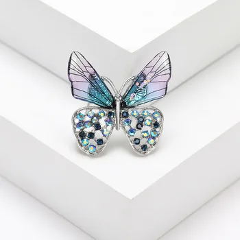 Kadın Moda Mavi Kristal Sevimli Kelebek Broş Kadınlar İçin Lüks Gümüş Renk Alaşım Hayvan Broş Emniyet Pimleri