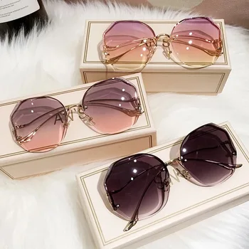 Yeni Moda Degrade Güneş Gözlüğü kadın Çerçevesiz Kavisli Metal güneş gözlüğü Yaz Trendi Kadın Gözlük UV400 Oculos De Sol